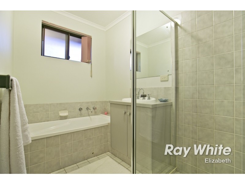 25 General Drive, Paralowie SA 5108