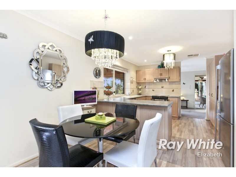 32 Honeysuckle Drive, Hillbank SA 5112