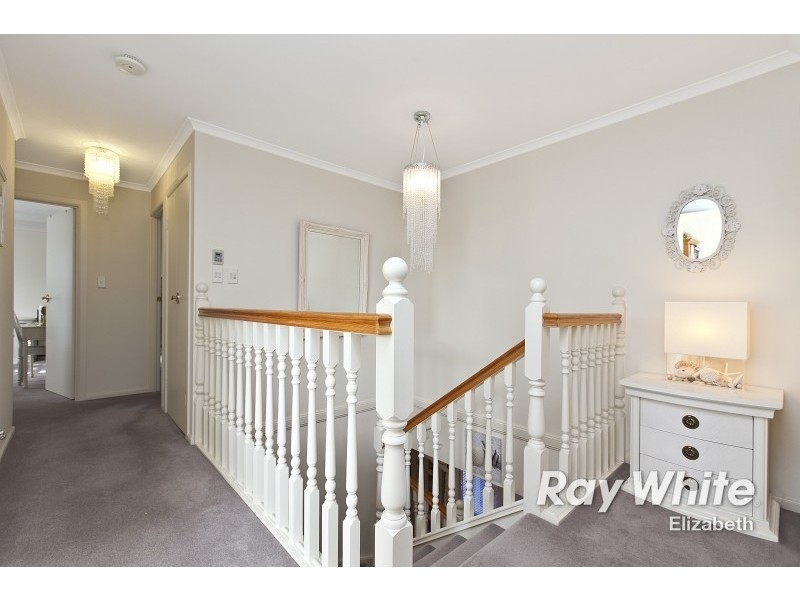 32 Honeysuckle Drive, Hillbank SA 5112