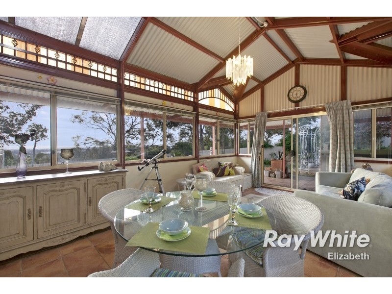 32 Honeysuckle Drive, Hillbank SA 5112