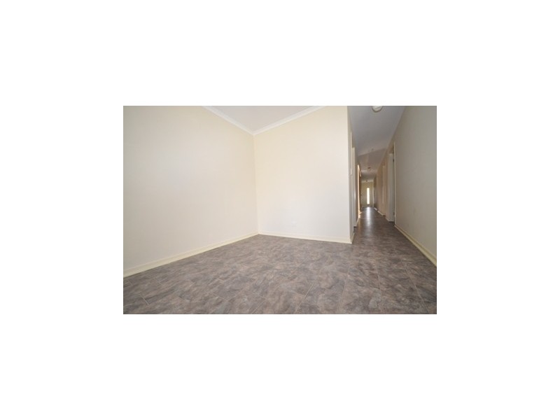 6 The Circuit, Smithfield SA 5114