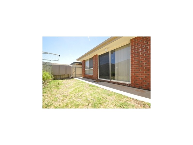 6 The Circuit, Smithfield SA 5114