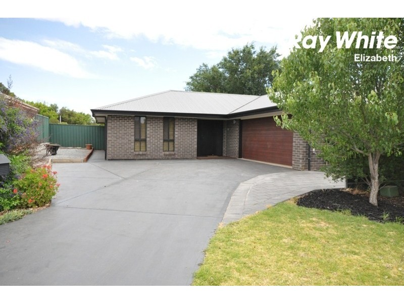 5 Matthew Rise, Blakeview SA 5114