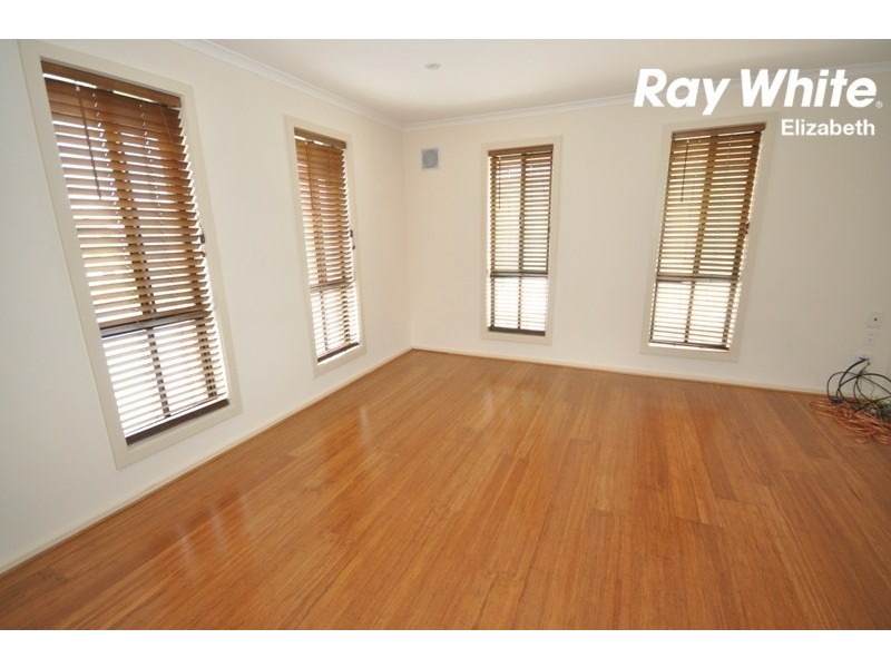5 Matthew Rise, Blakeview SA 5114