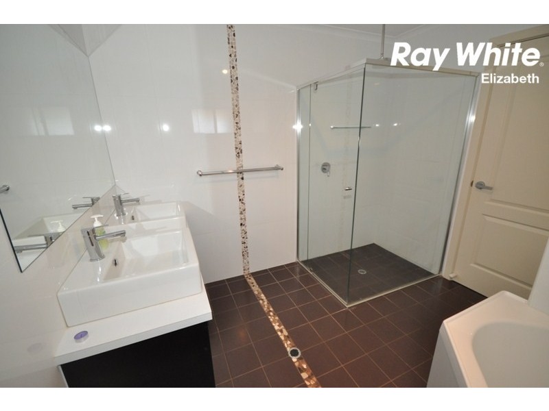 5 Matthew Rise, Blakeview SA 5114