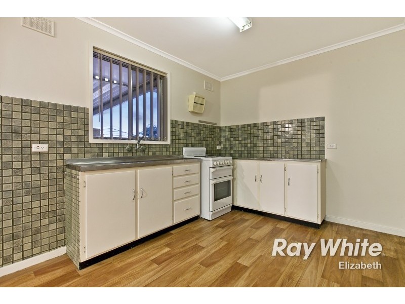 5 Litton Street, Elizabeth Park SA 5113