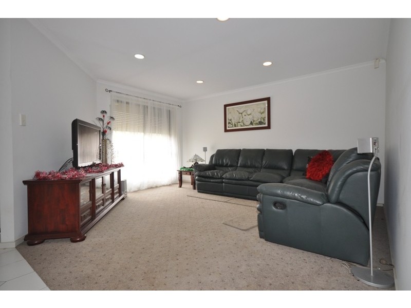 14 Lovelock Road, Parafield Gardens SA 5107