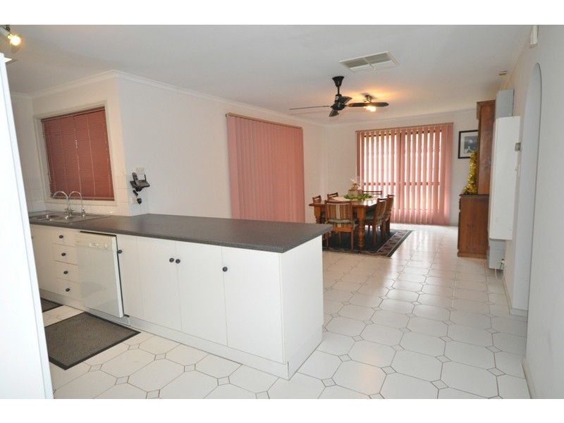 14 Lovelock Road, Parafield Gardens SA 5107