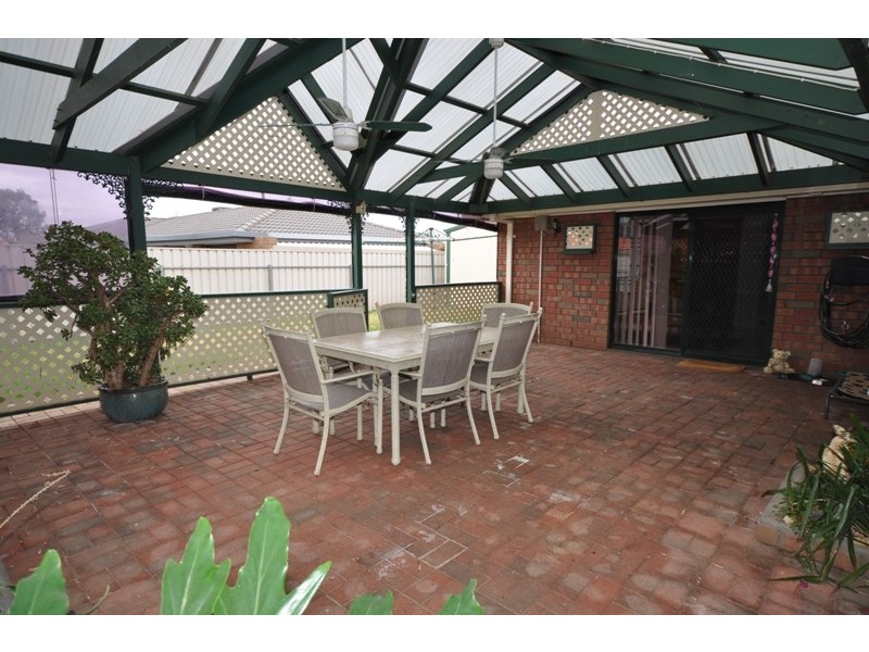 14 Lovelock Road, Parafield Gardens SA 5107