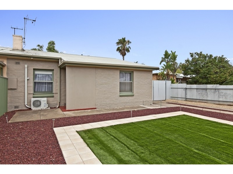 33 Jeffries Road, Elizabeth South SA 5112