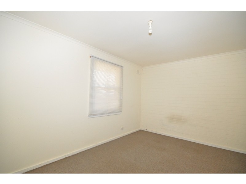 32 Moulds Crescent, Smithfield SA 5114