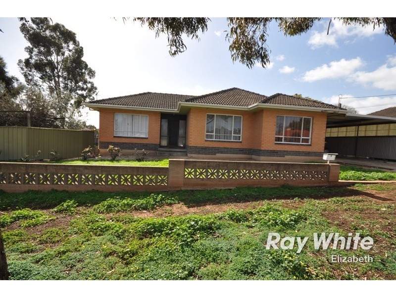 2. Leabrook Drive, Para Hills SA 5096