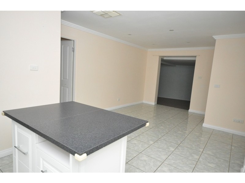 2 Tulip Court, Parafield Gardens SA 5107