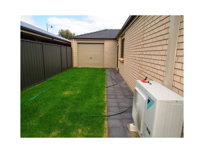 48 East Parkway, Andrews Farm SA 5114