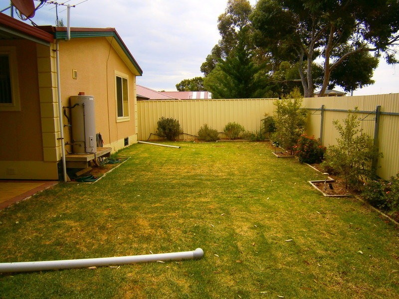 35 Carabeen Crescent, Andrews Farm SA 5114