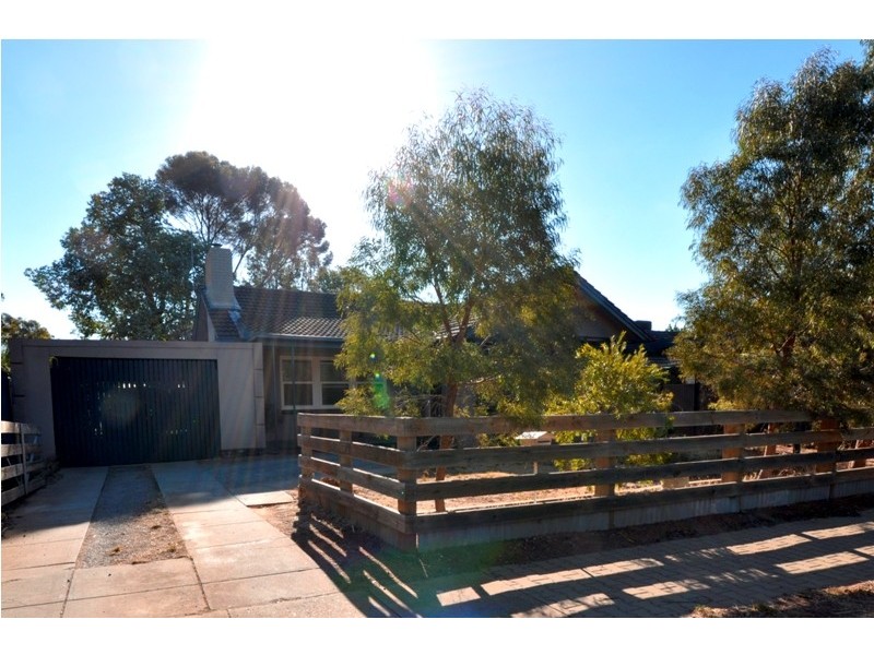 22 Shaftesbury Road, Elizabeth Vale SA 5112