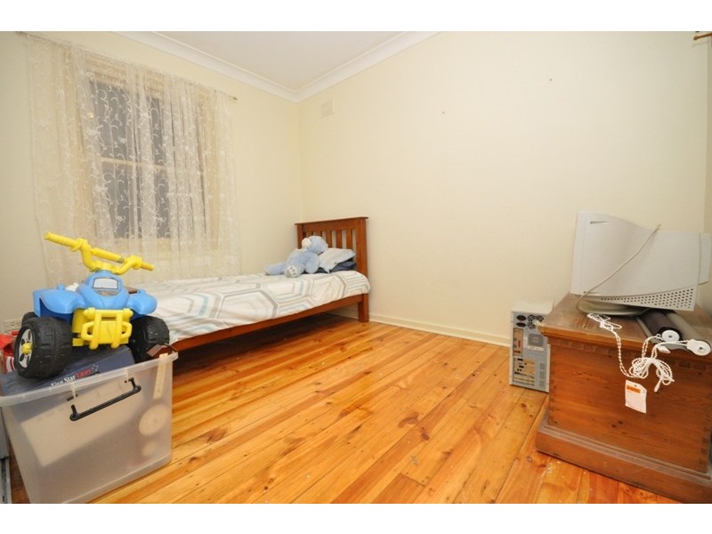 22 Shaftesbury Road, Elizabeth Vale SA 5112