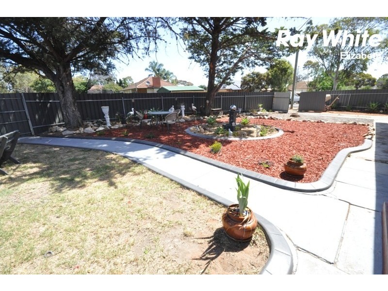 51 Hanson Road, Elizabeth Downs SA 5113