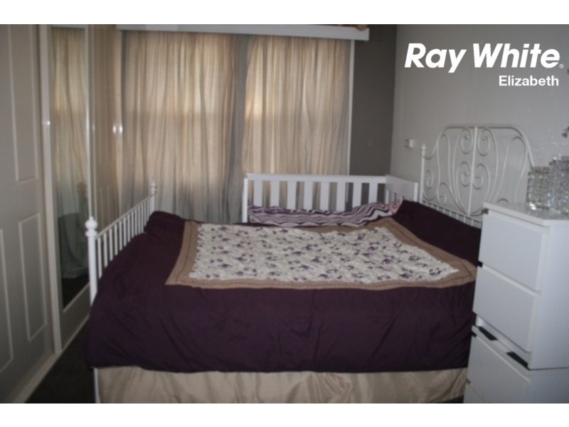 51 Hanson Road, Elizabeth Downs SA 5113