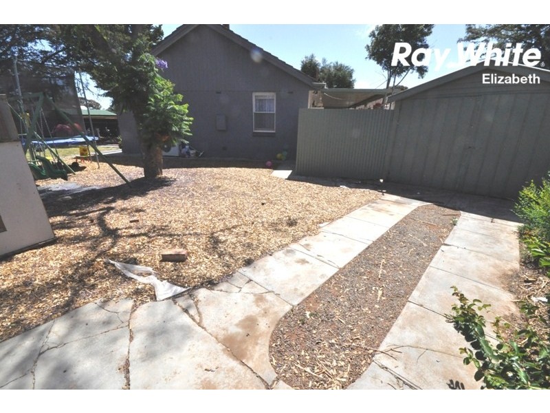 51 Hanson Road, Elizabeth Downs SA 5113