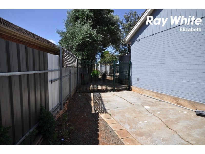 51 Hanson Road, Elizabeth Downs SA 5113