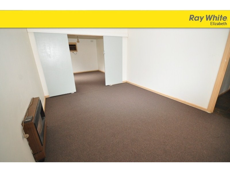 1 Hull St, Elizabeth East SA 5112