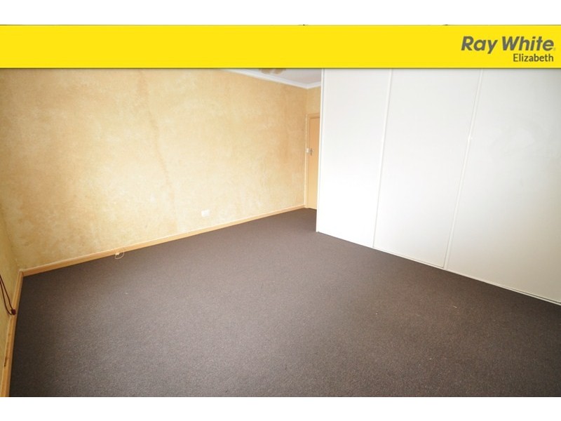 1 Hull St, Elizabeth East SA 5112