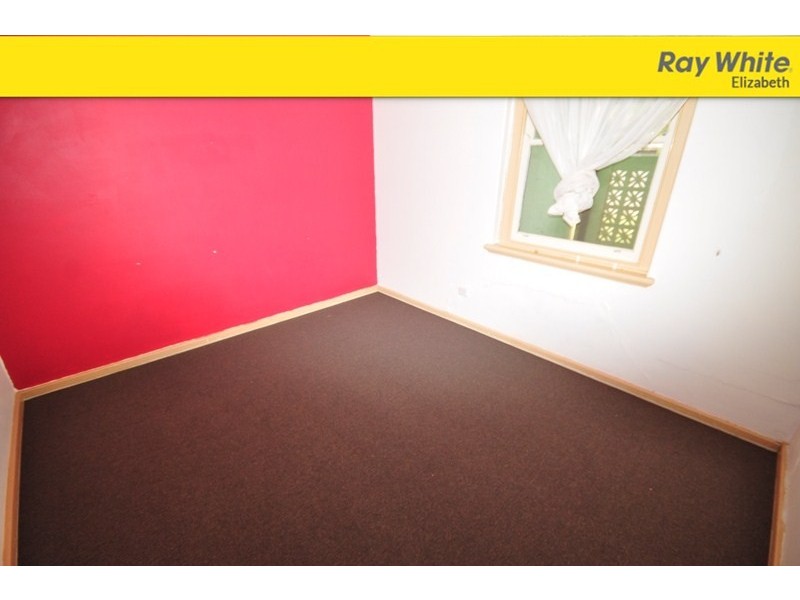 1 Hull St, Elizabeth East SA 5112