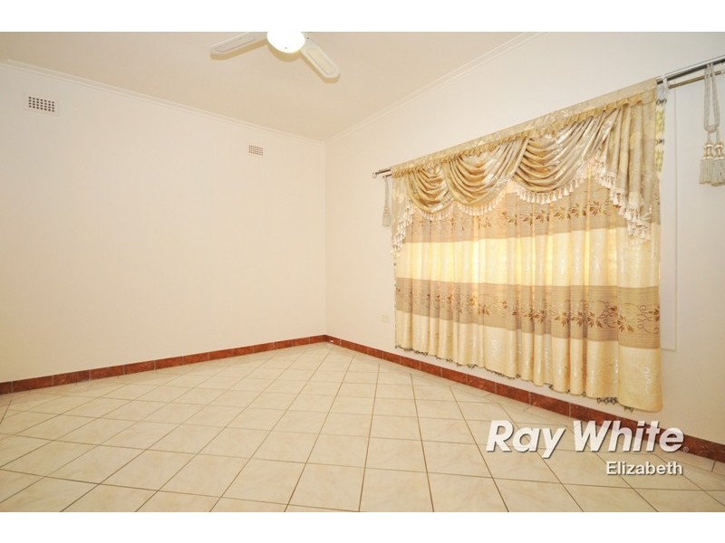 18 Halsey Road, Elizabeth East SA 5112