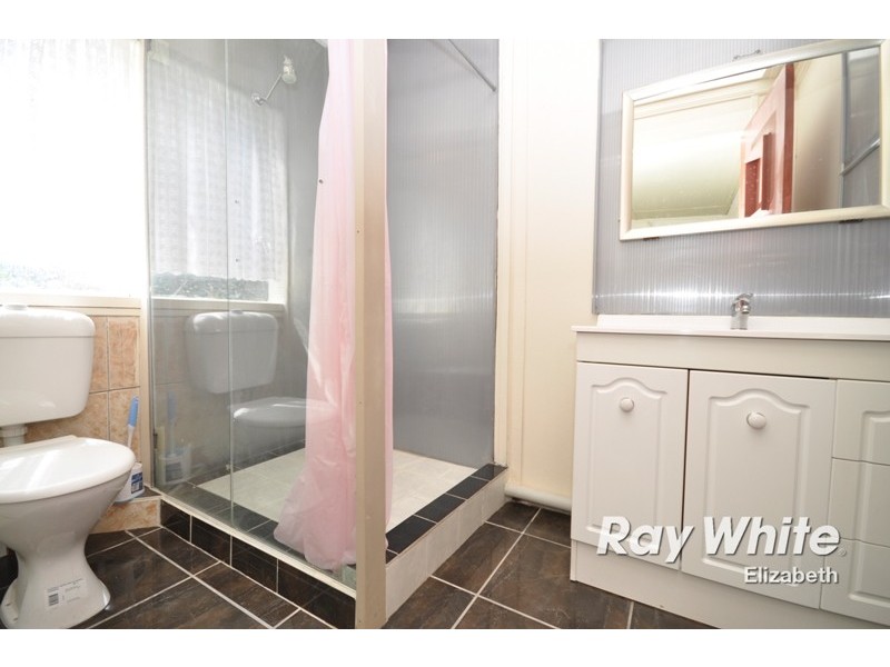 18 Halsey Road, Elizabeth East SA 5112