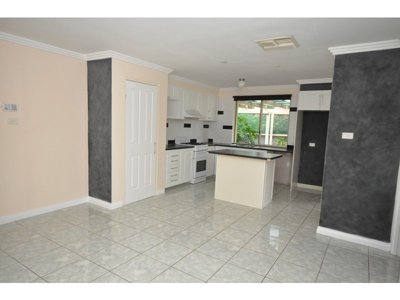 2 Tulip Court, Parafield Gardens SA 5107