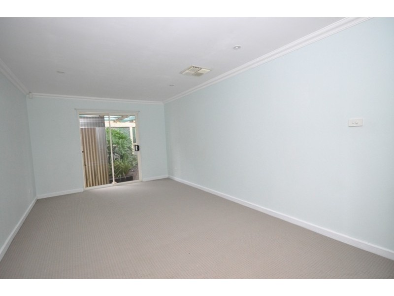 2 Tulip Court, Parafield Gardens SA 5107