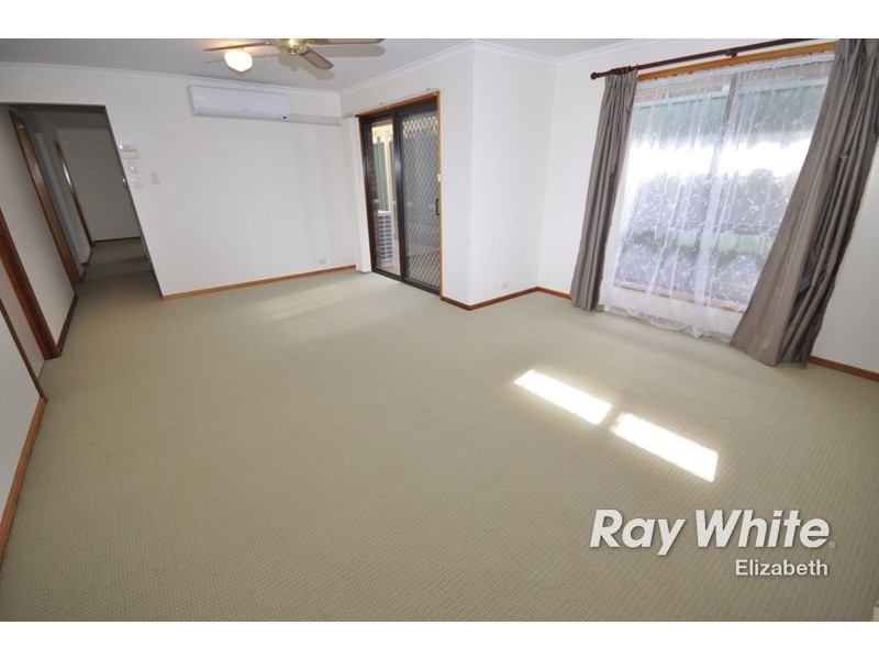 9 Chesterfield Walk, Hillbank SA 5112