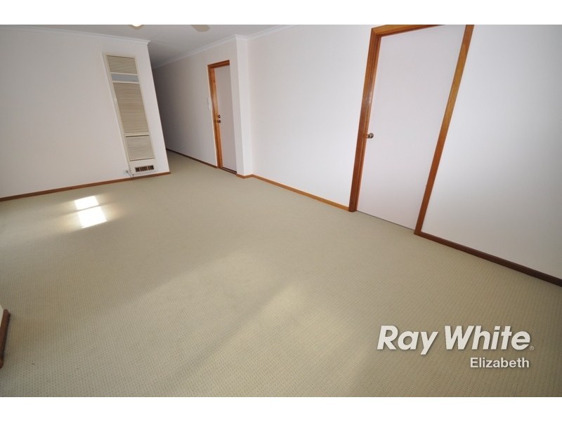 9 Chesterfield Walk, Hillbank SA 5112