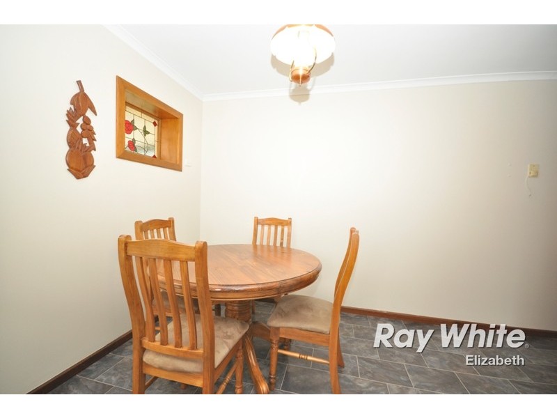 13 Parachilna Court, Smithfield SA 5114