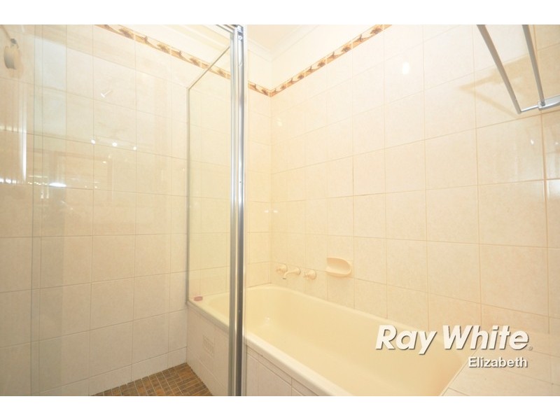 13 Parachilna Court, Smithfield SA 5114