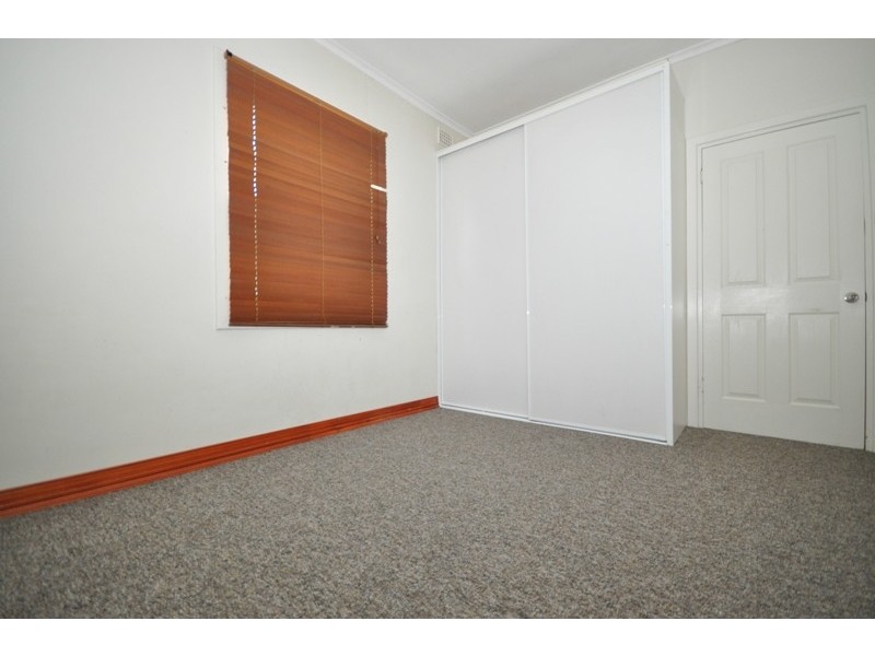 5 Whitford Road, Elizabeth South SA 5112