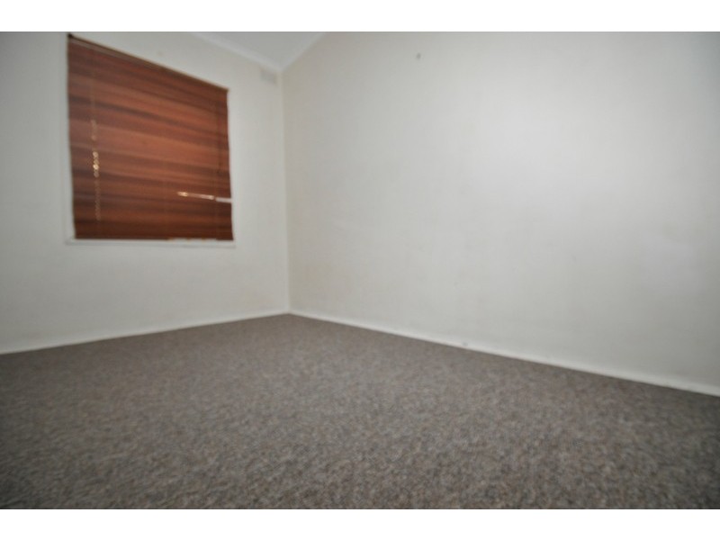 5 Whitford Road, Elizabeth South SA 5112