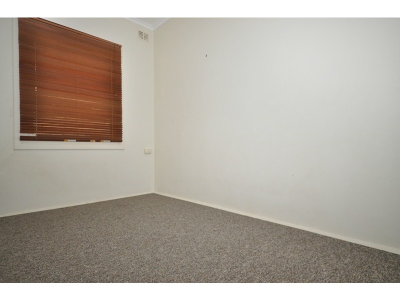 5 Whitford Road, Elizabeth South SA 5112