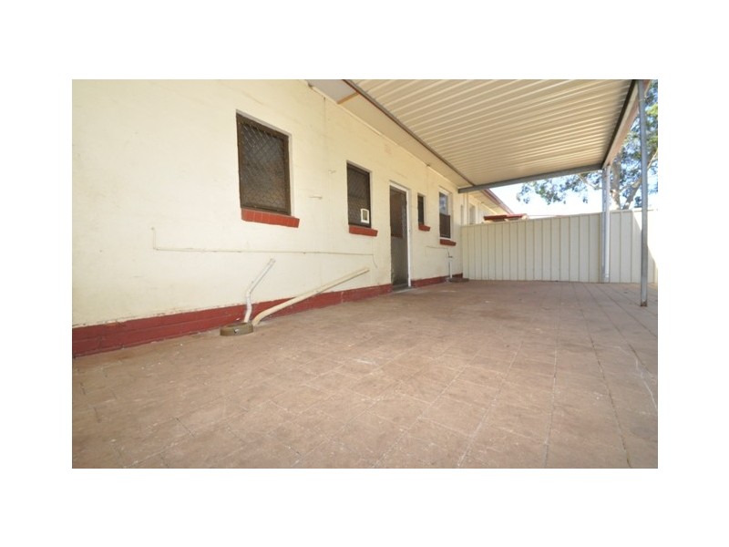 5 Whitford Road, Elizabeth South SA 5112