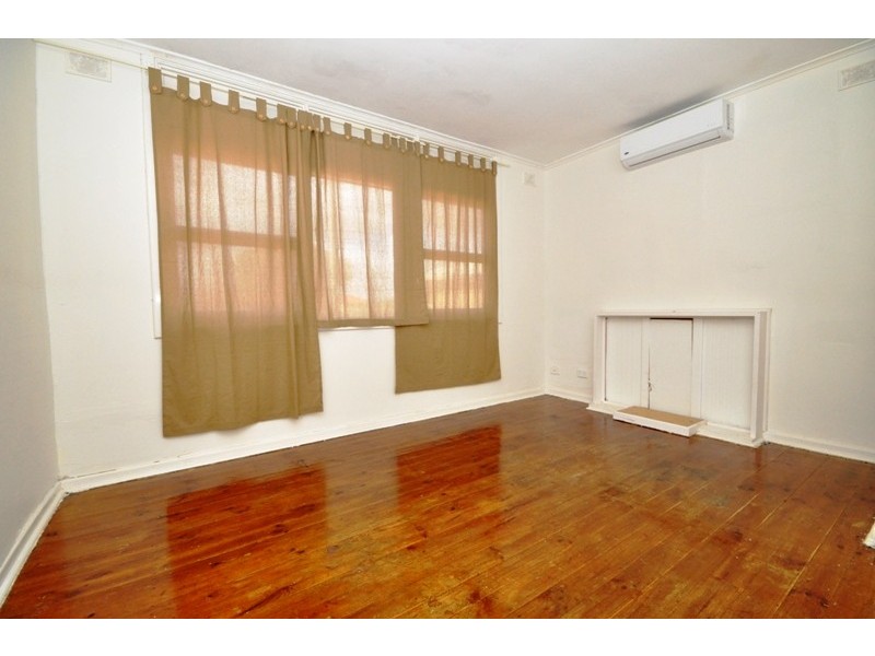 30 Roberts Crescent, Smithfield Plains SA 5114