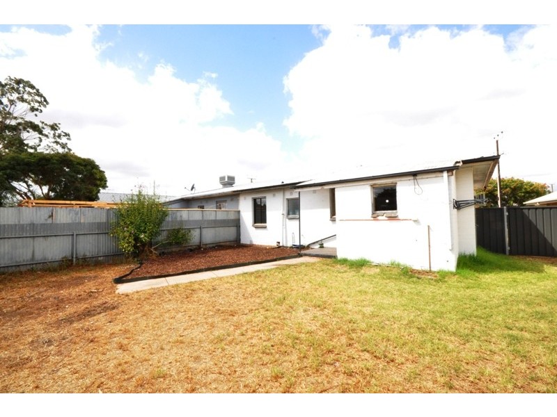 30 Roberts Crescent, Smithfield Plains SA 5114