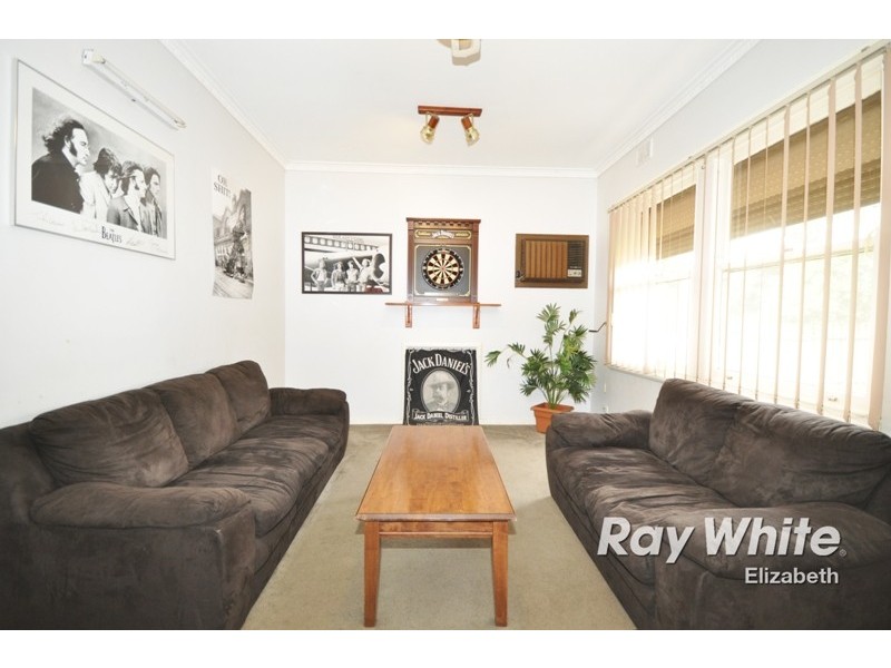 23 Crisp Rd, Elizabeth Downs SA 5113