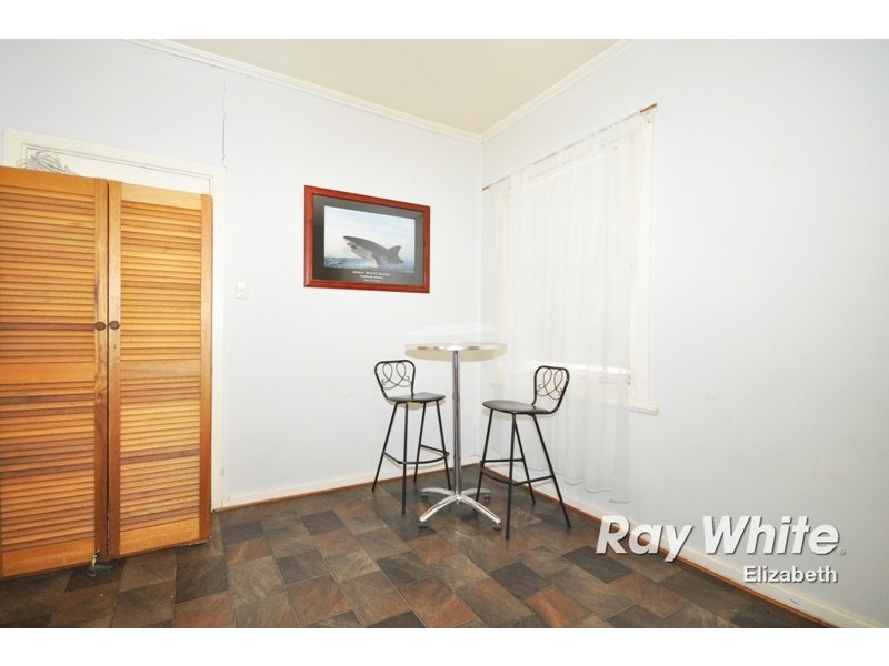 23 Crisp Rd, Elizabeth Downs SA 5113