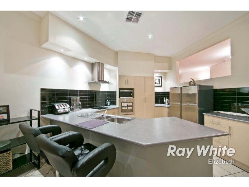 113 Highfield Drive, Hillbank SA 5112