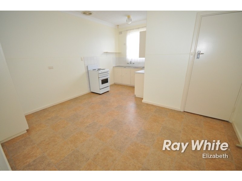 12 Grateley Street, Elizabeth Grove SA 5112