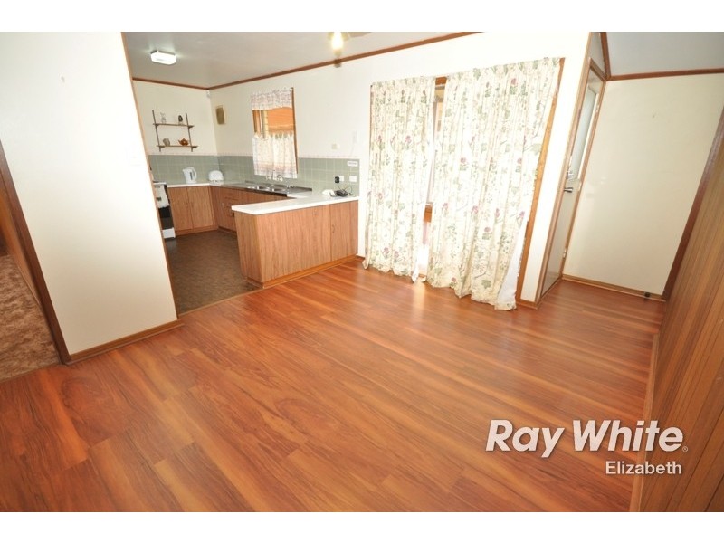 26 Stokes Court, Elizabeth Vale SA 5112