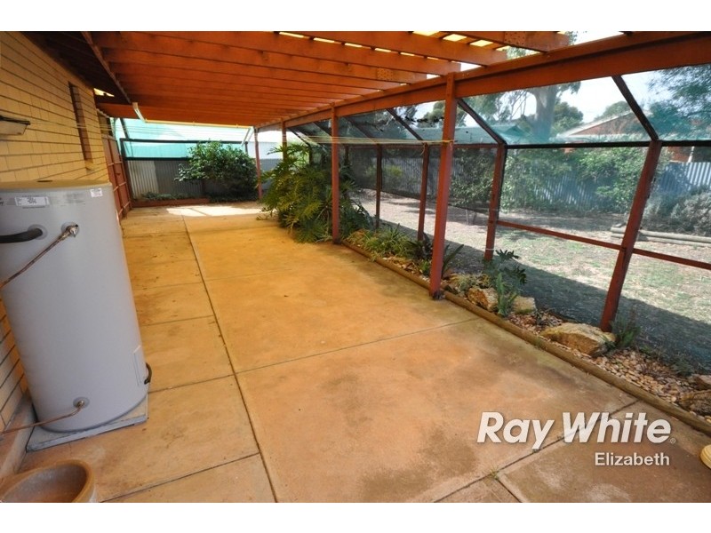 26 Stokes Court, Elizabeth Vale SA 5112