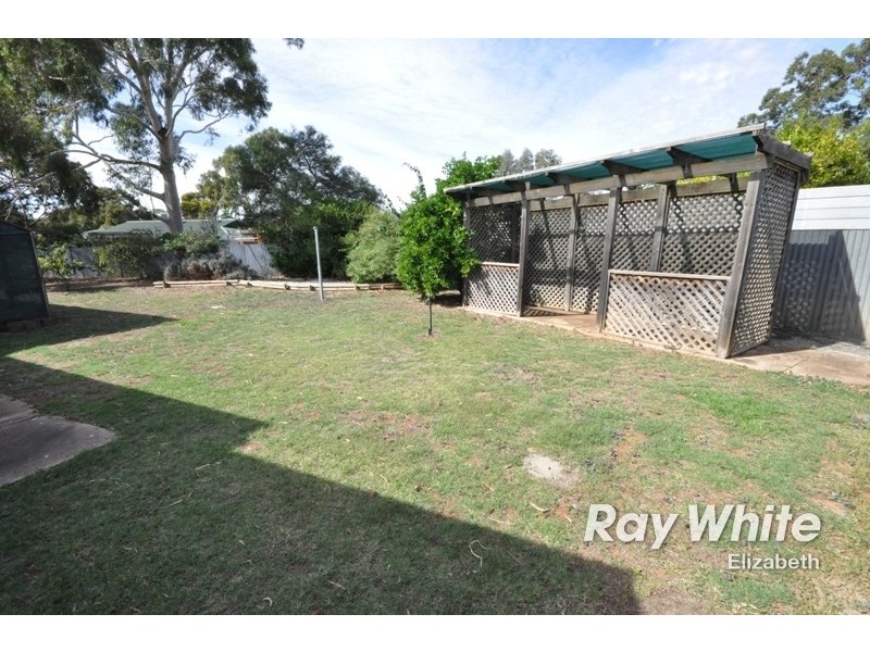 26 Stokes Court, Elizabeth Vale SA 5112