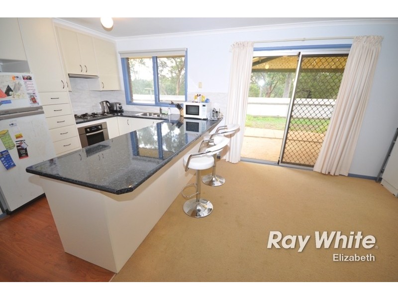 13 Michael Crescent, Hillbank SA 5112